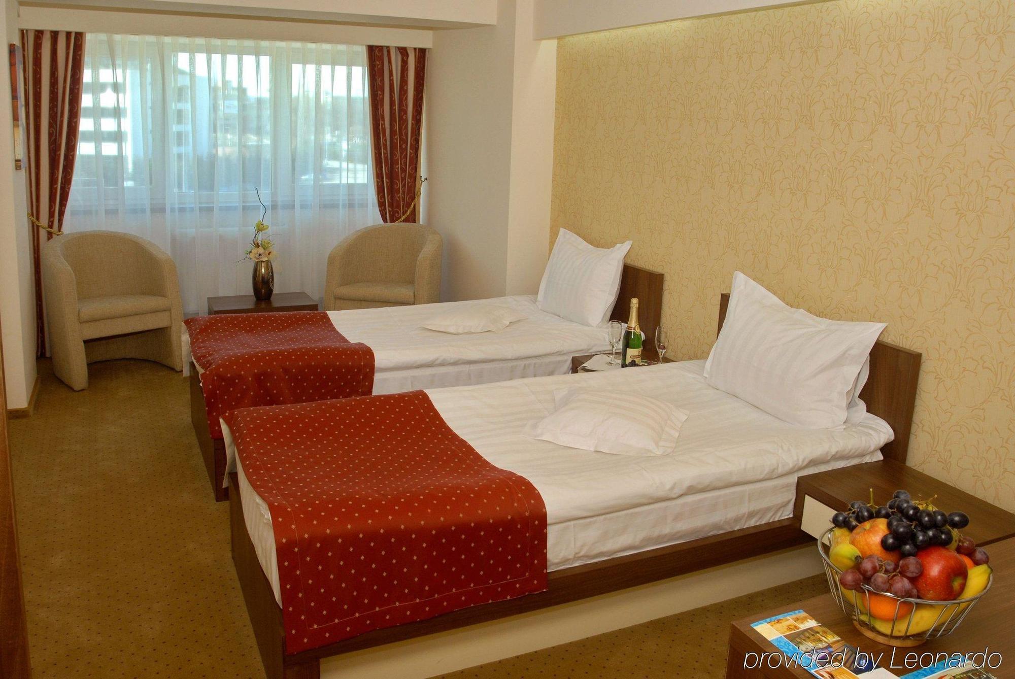 Hotel Univers Cluj-Napoca Habitación foto
